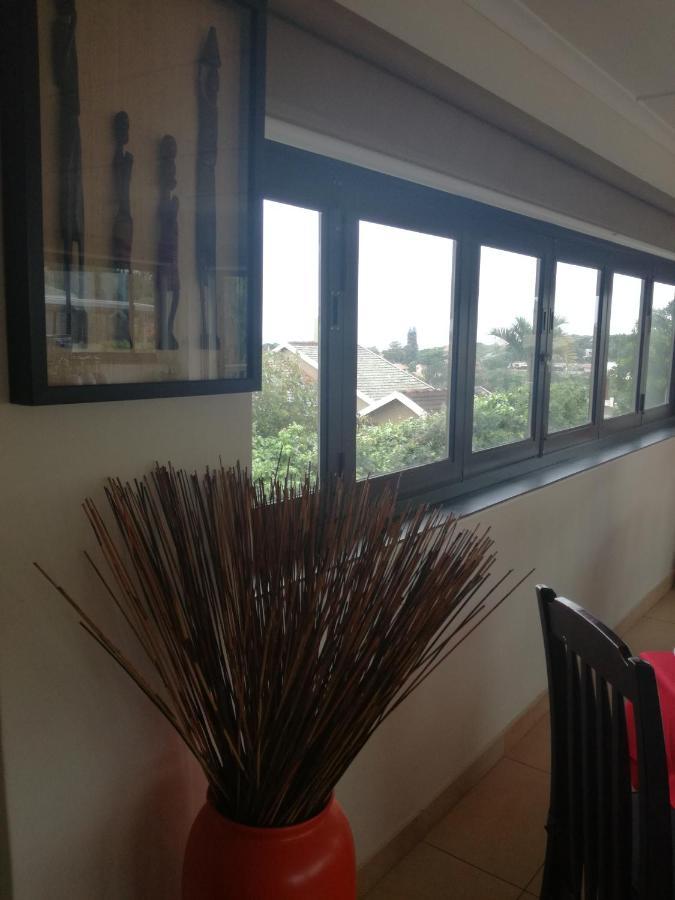 Avalon Guest House Amanzimtoti Kültér fotó
