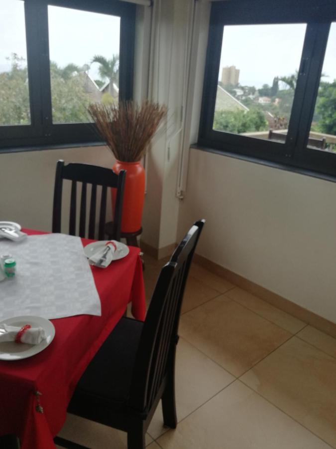 Avalon Guest House Amanzimtoti Kültér fotó