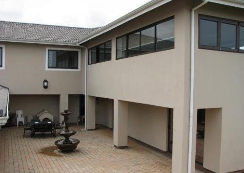 Avalon Guest House Amanzimtoti Kültér fotó