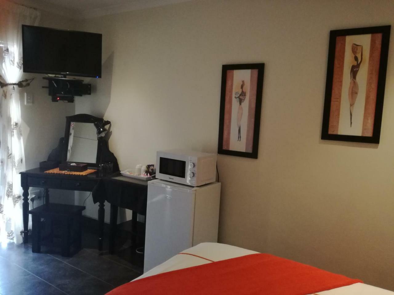 Avalon Guest House Amanzimtoti Kültér fotó